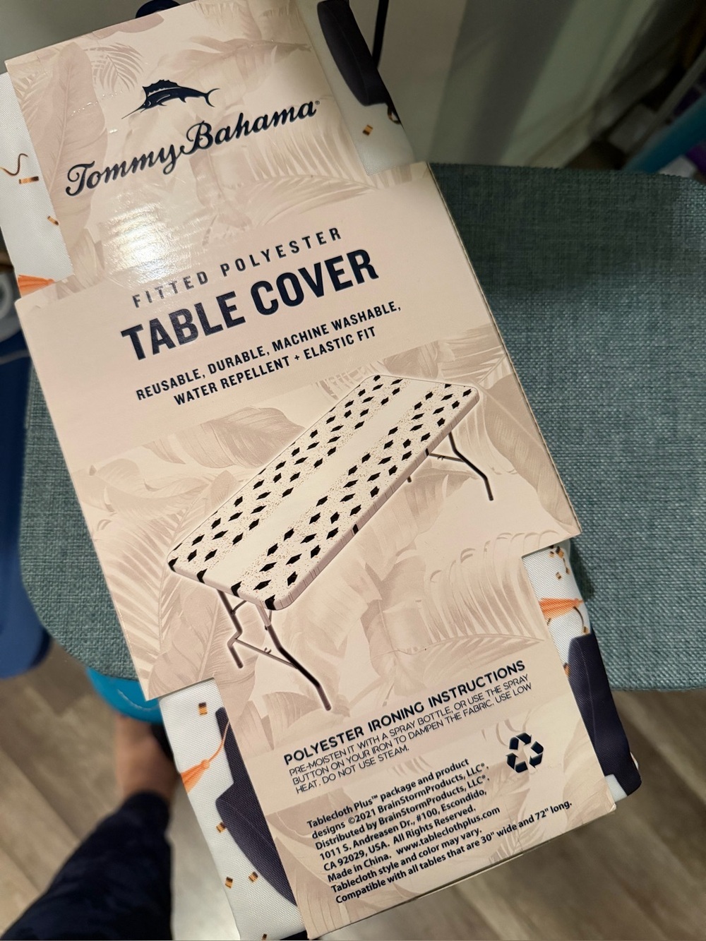 Tommy Bahama White Table Cover with Navy & Tan Print